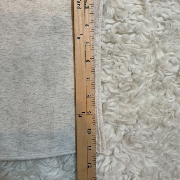 Brandy Melville Off The Shoulder Short Sleeve Heather Gray Crop Top One Size - Picture 4 of 5